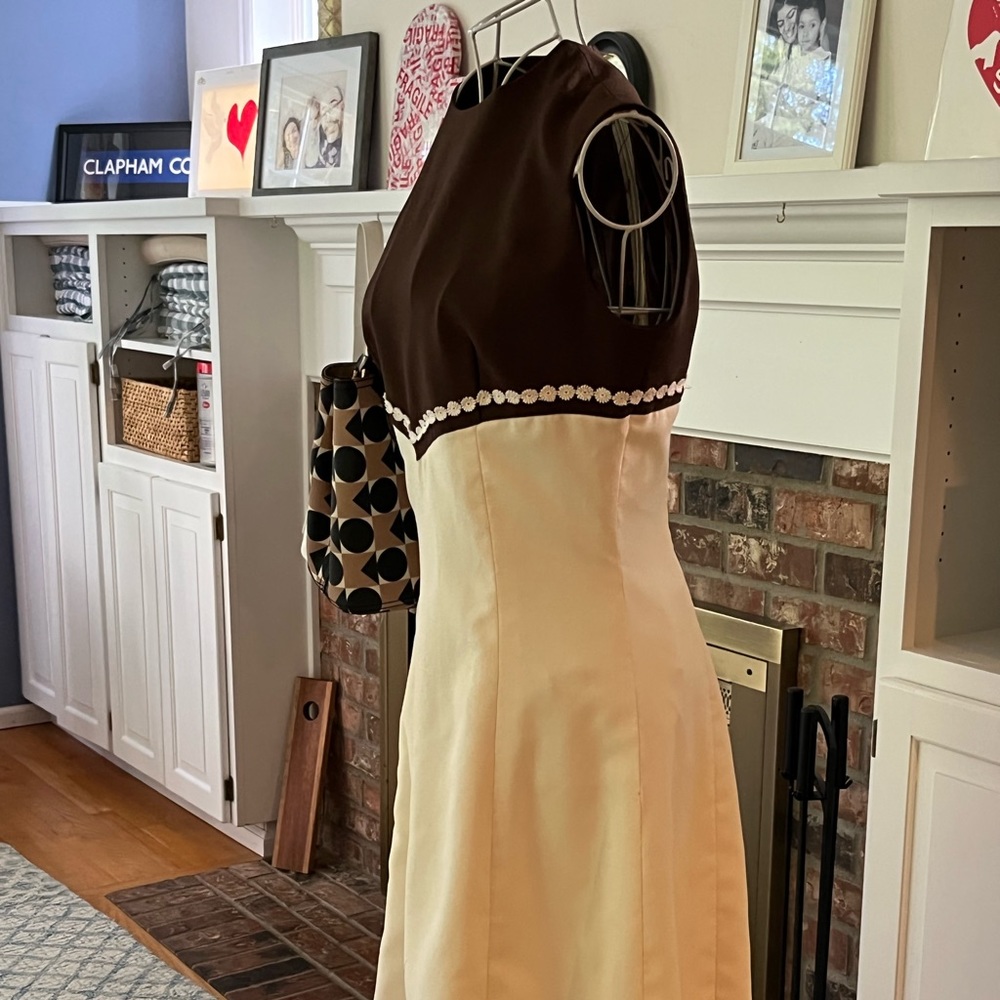 Vintage Knee length dress 70’s